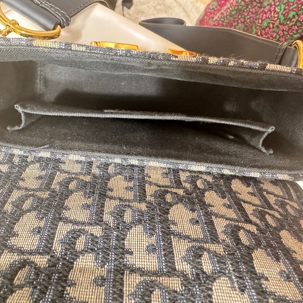 Dior 30 Montaigne Box Bag - Picture 9 of 9